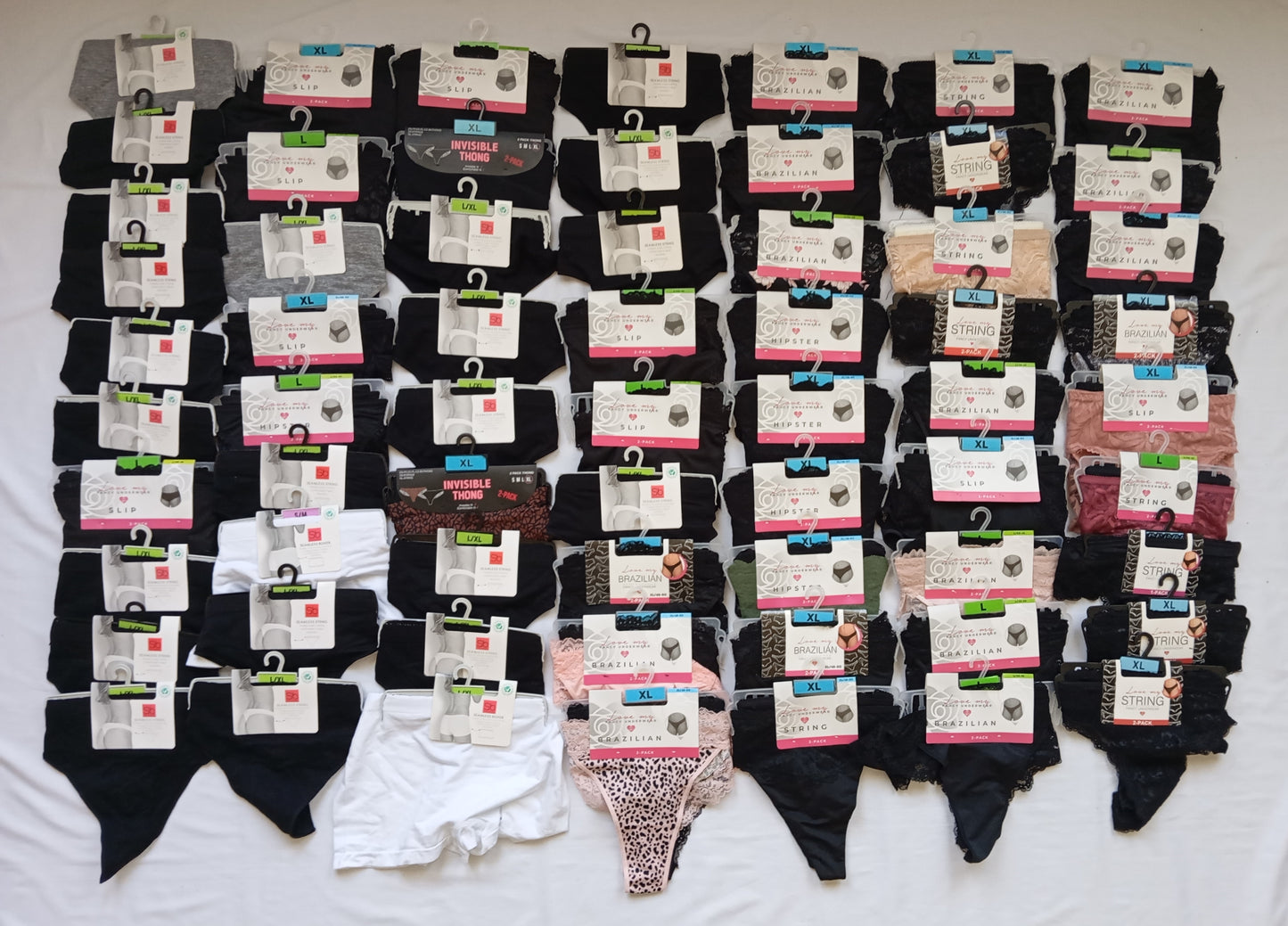 Lot de 102 Sous vêtements femme Slip / String / Brésilien / hipster