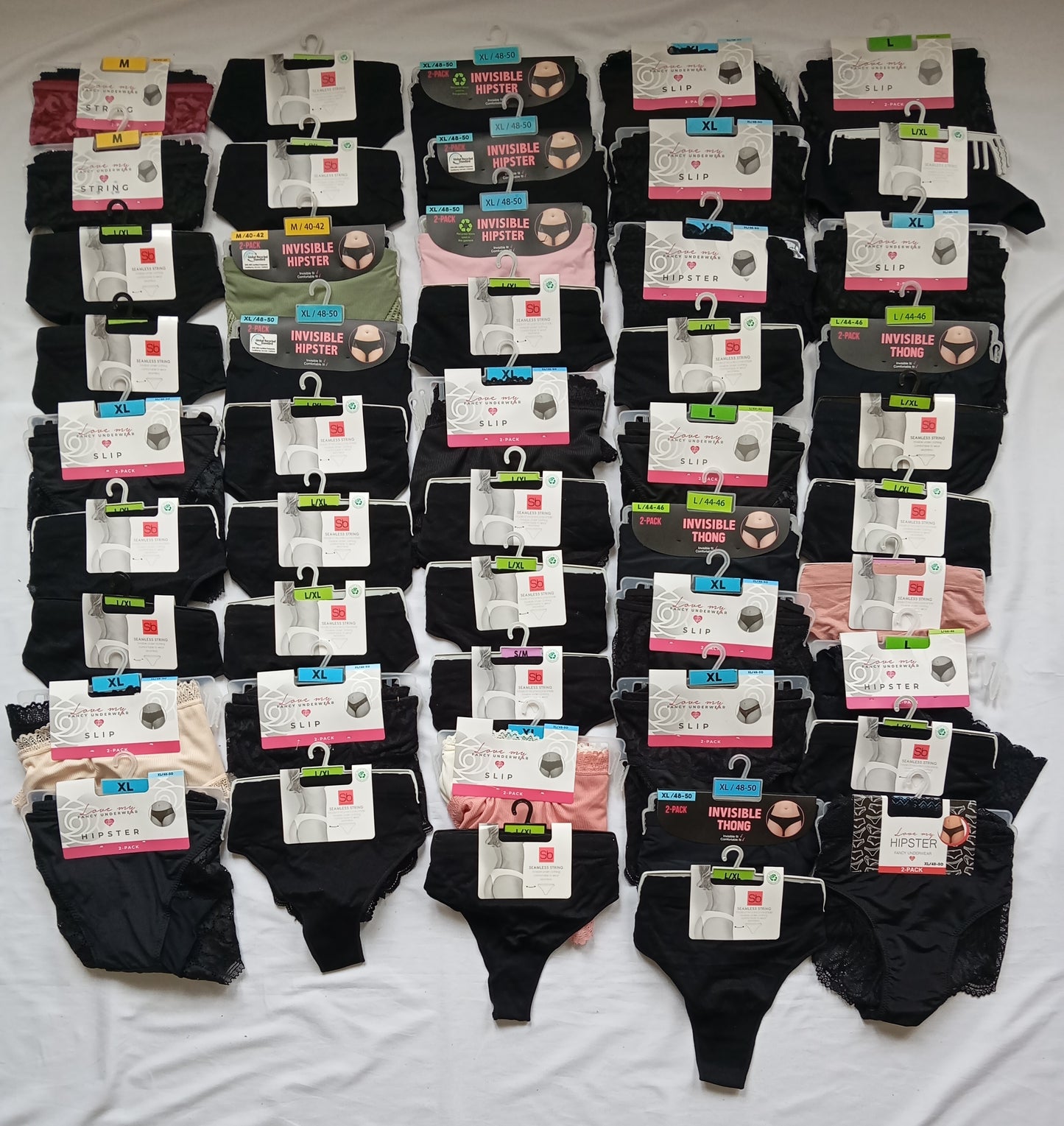Lot de 74 Sous vêtements Slip / Hipster / String Femme