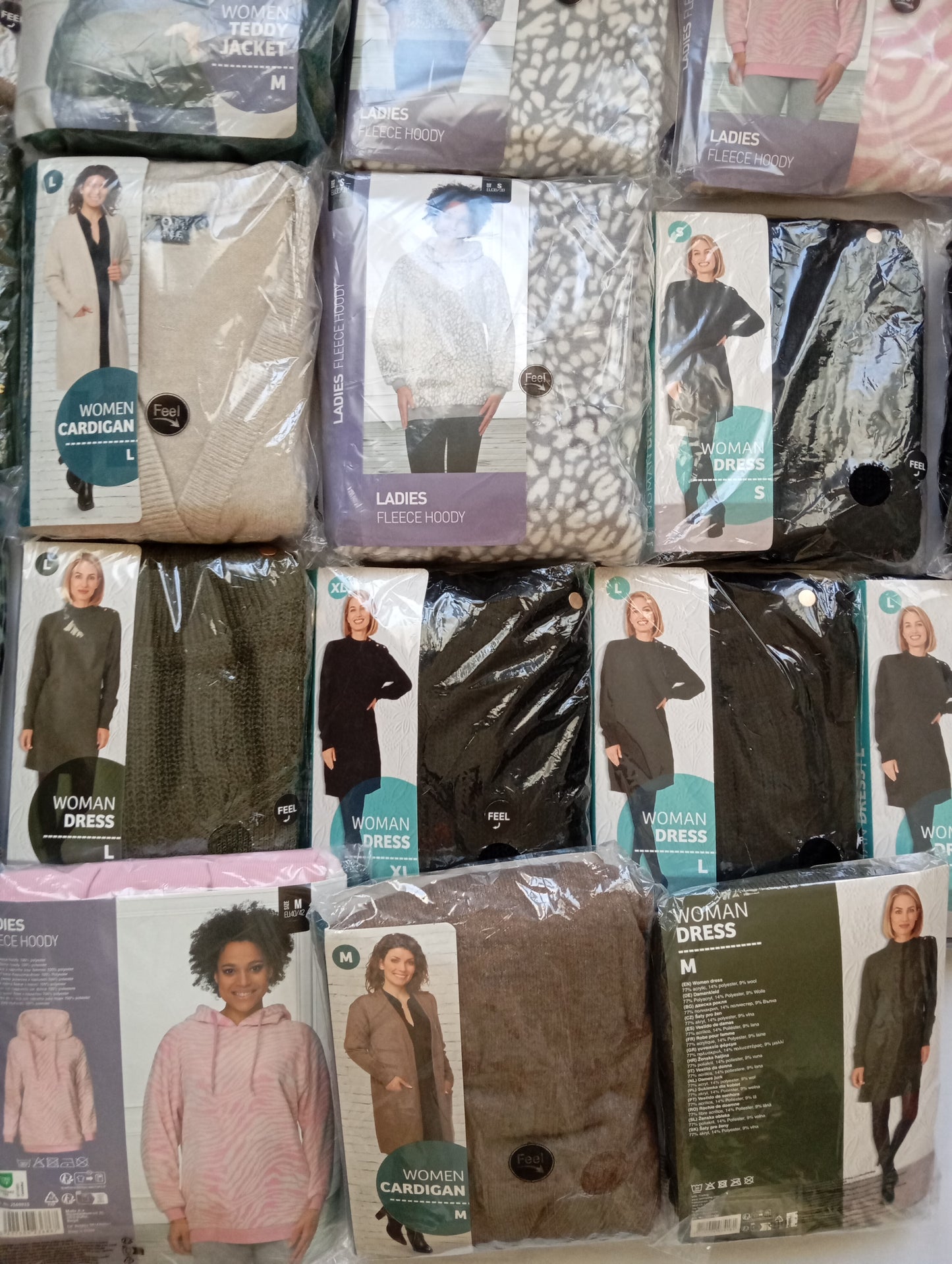 Lot de 23 Vêtements femme listing en description