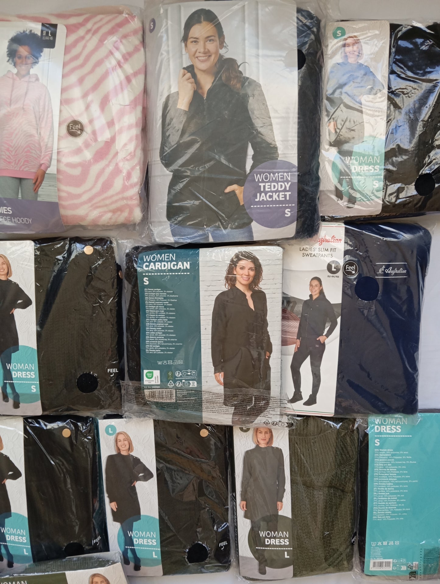 Lot de 23 Vêtements femme listing en description