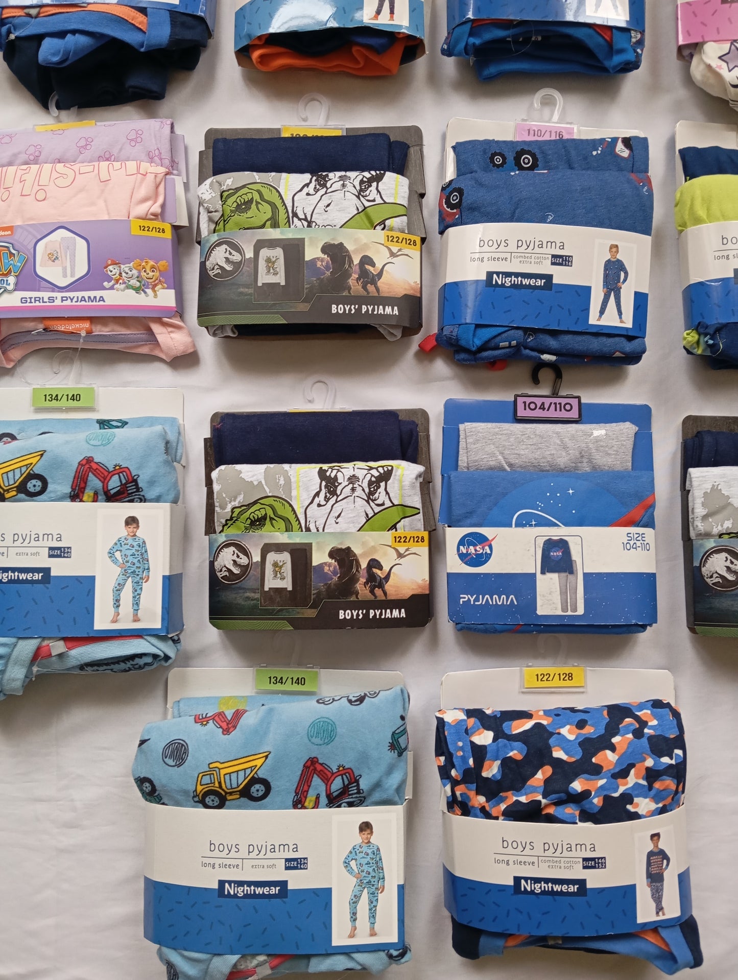 Lot de 26 Pyjamas enfants mixte N°3
