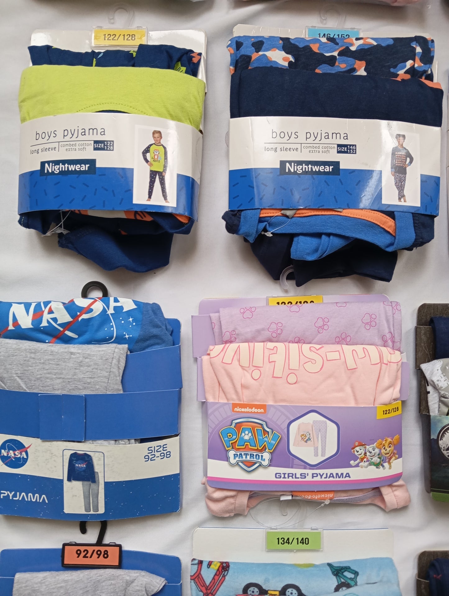 Lot de 26 Pyjamas enfants mixte N°3
