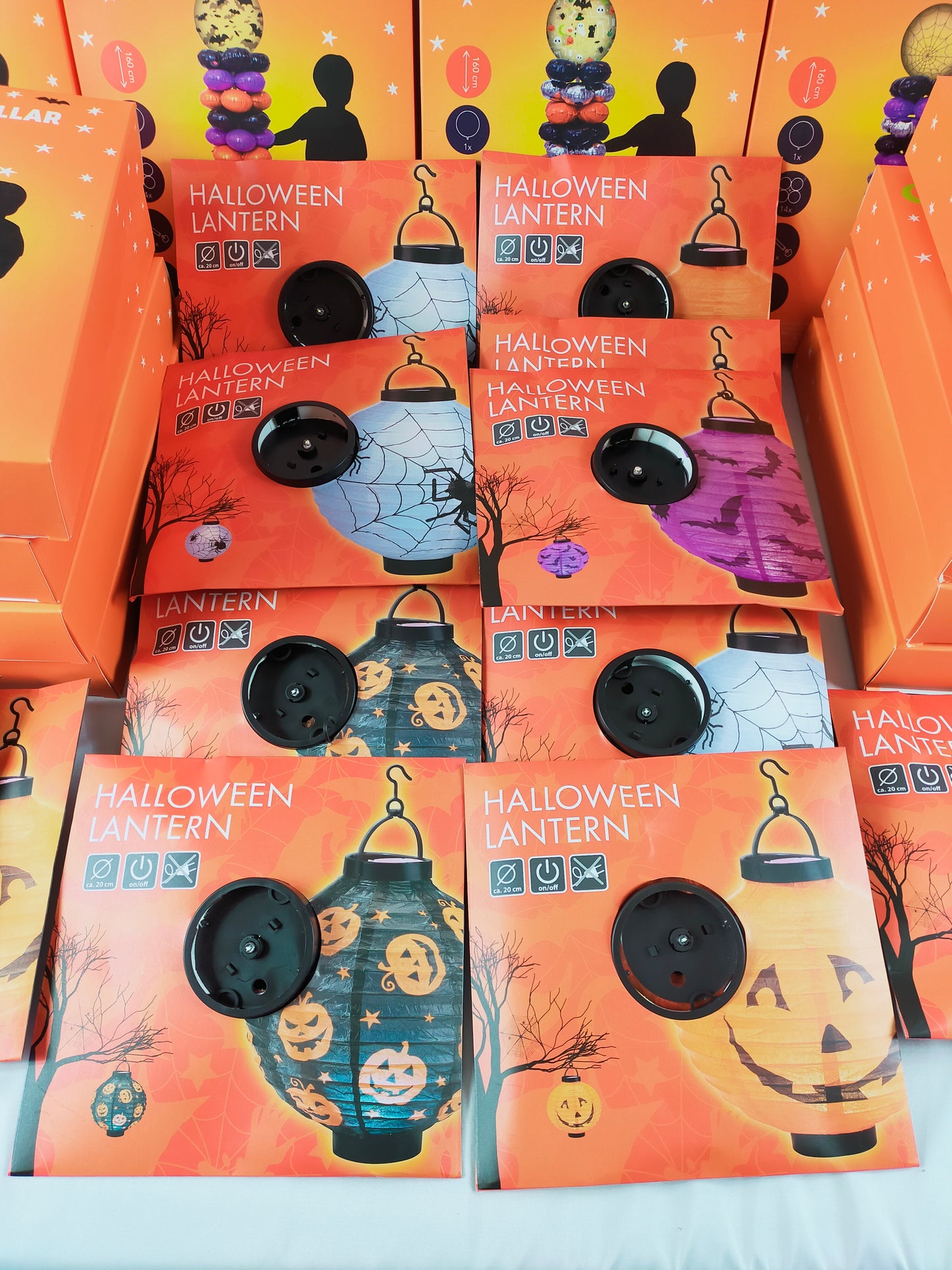 Lot de 96 Articles d'Halloween Listing en description