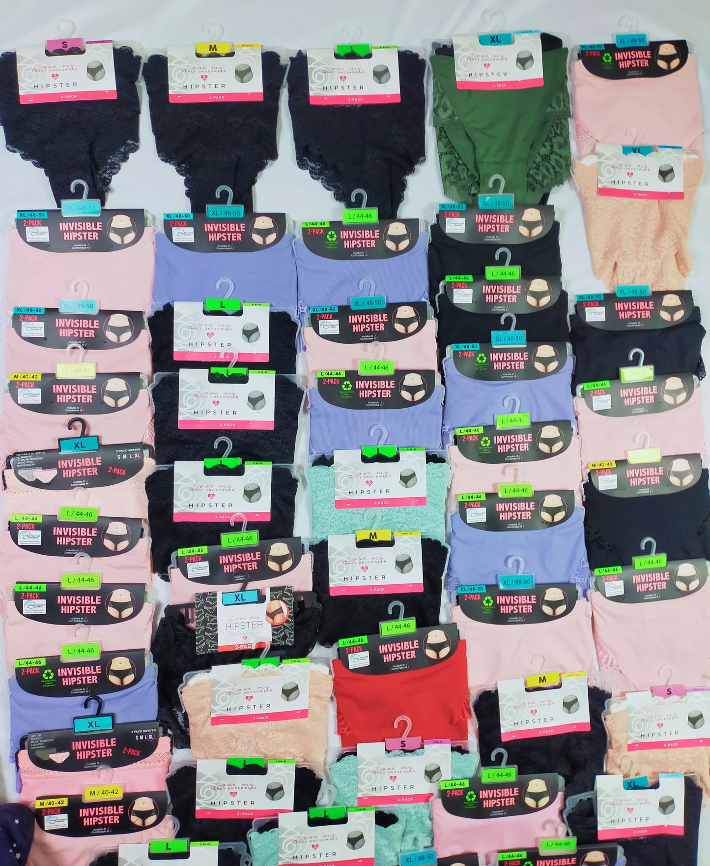 Lot de 294 Articles sous vêtement String / culotte / boxer / slip femme listing en description