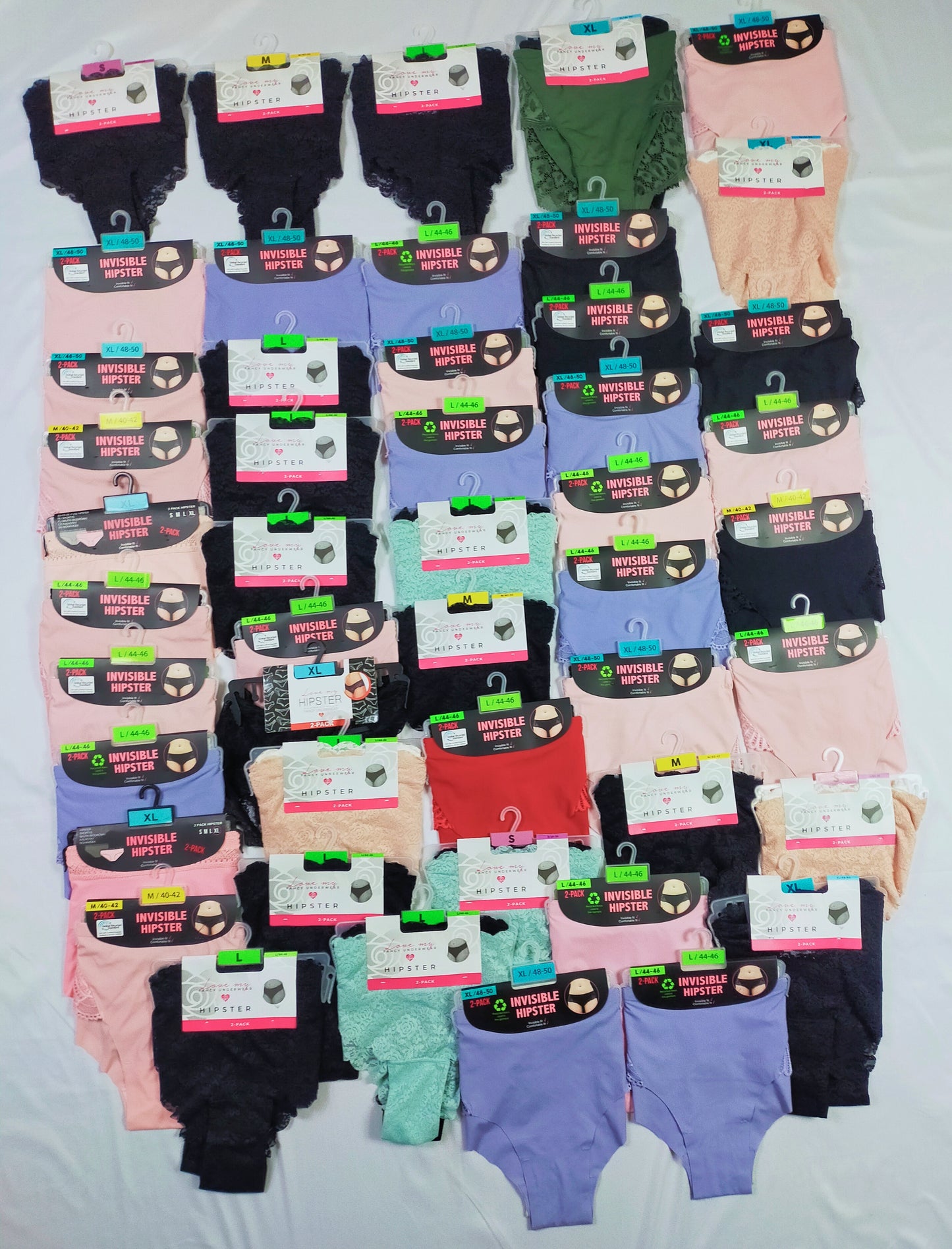 Lot de 294 Articles sous vêtement String / culotte / boxer / slip femme listing en description
