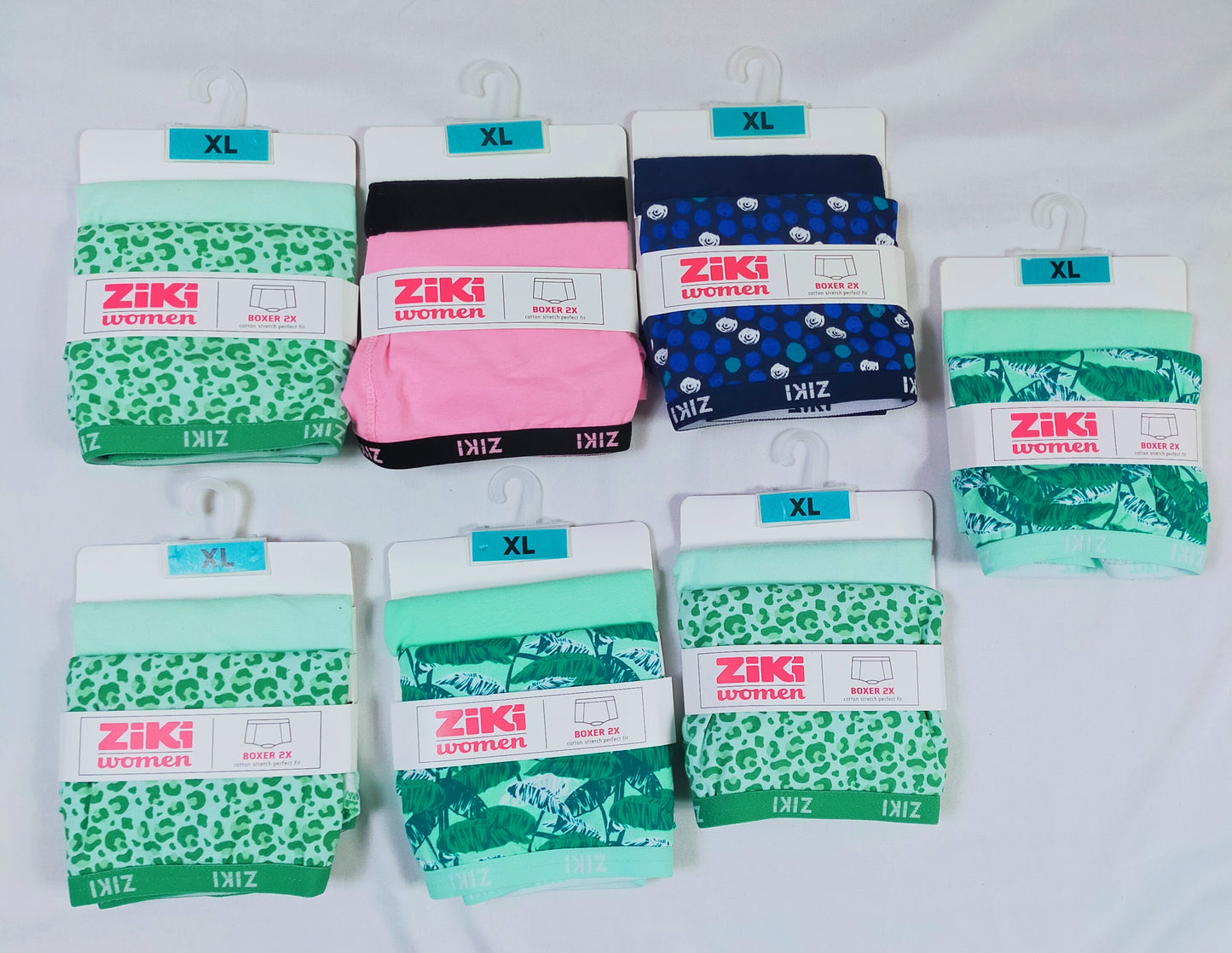 Lot de 294 Articles sous vêtement String / culotte / boxer / slip femme listing en description