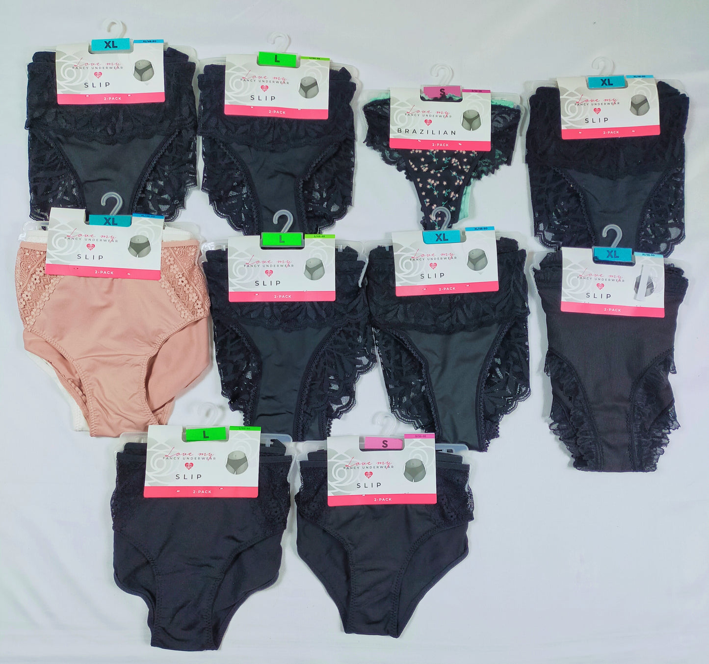 Lot de 294 Articles sous vêtement String / culotte / boxer / slip femme listing en description