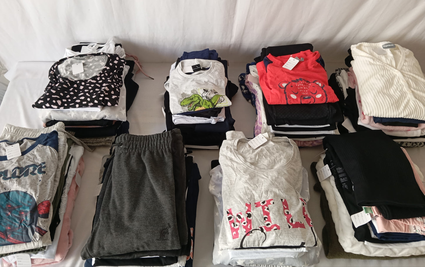 Lot de 85 Textiles adultes / Enfants