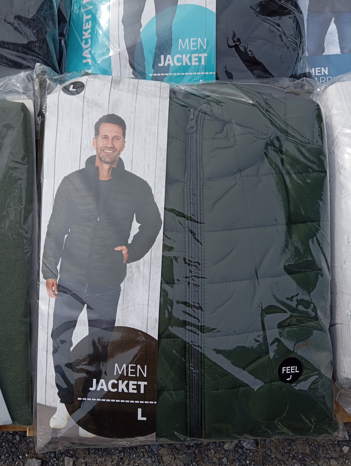 27 Vêtements Homme blouson / pull / veste Listing en description