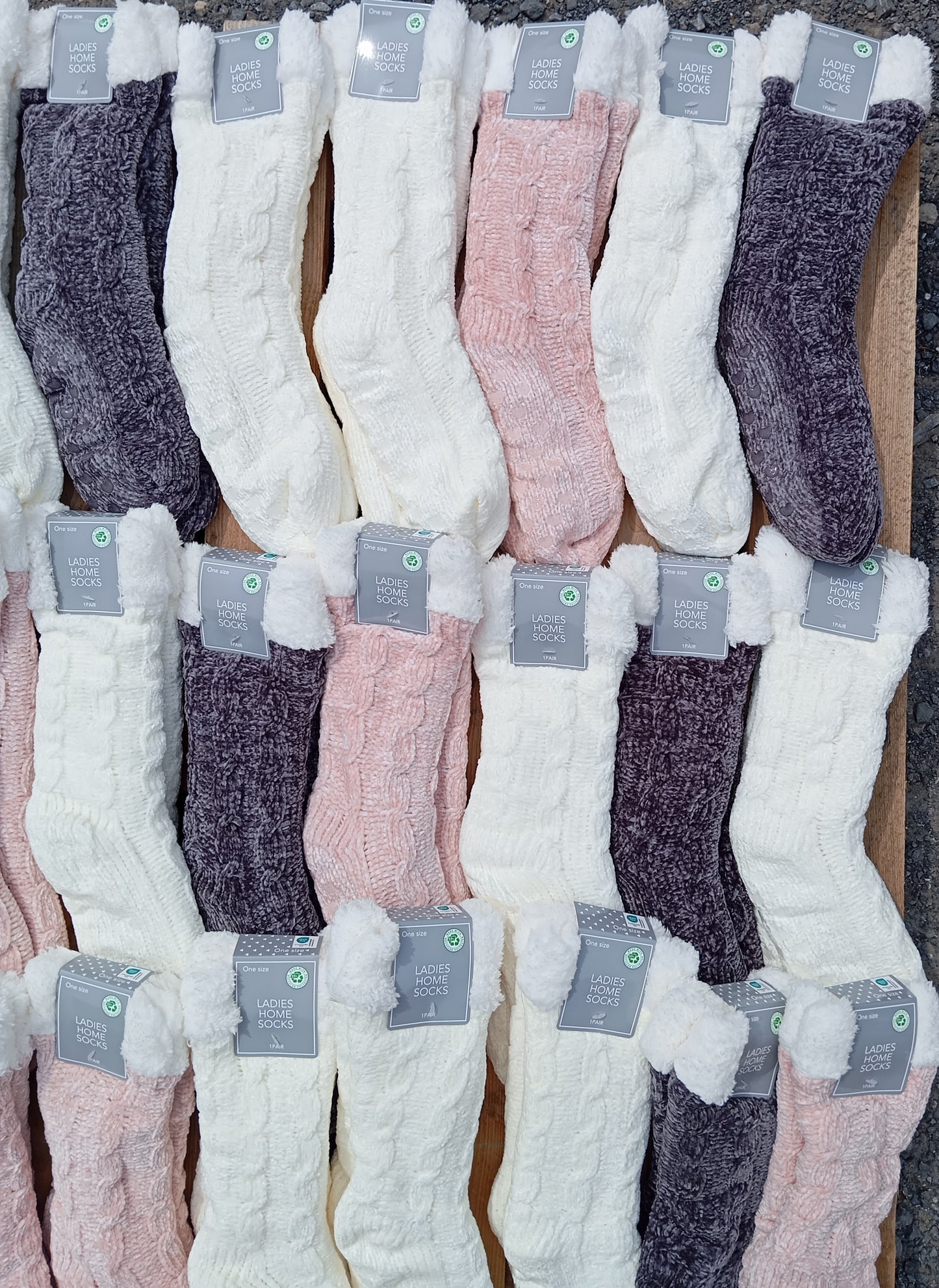 39 Paires de chaussettes intérieur / chausson femme / enfant