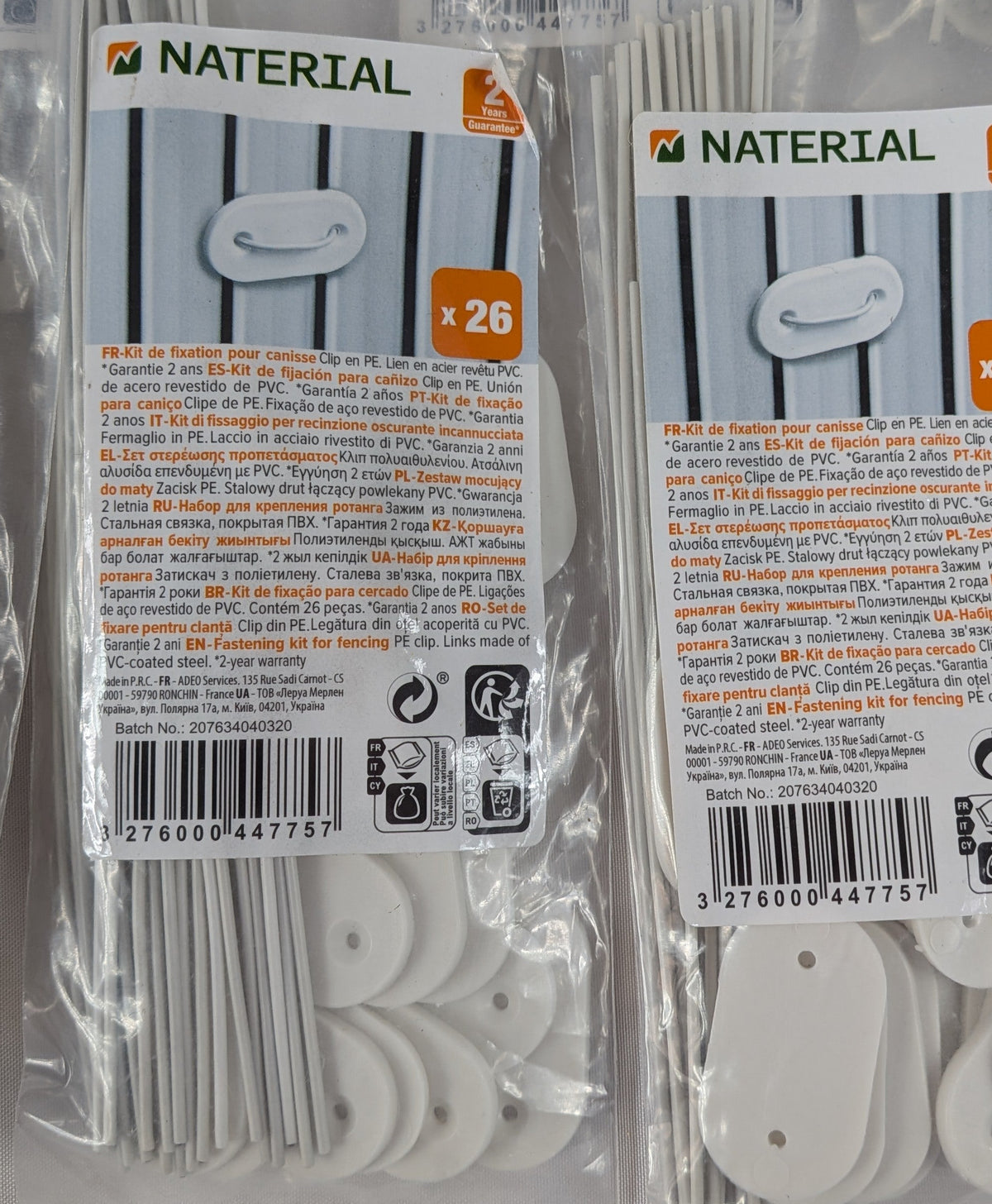 1 Paquet de 26 fixations pour canisse blanc