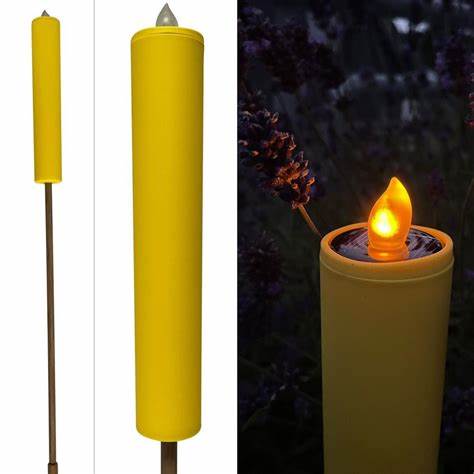 Lot de 11 Bougies / Flambeaux solaire avec fausse flamme JAUNE ( 1 euro / pcs )