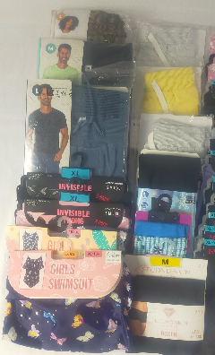 Lot de 45 Vêtements / sous-vêtements / homme / femme / enfant Listing en description