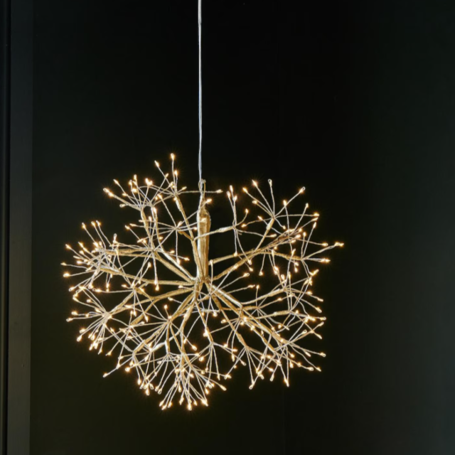 9 Boites de guirlande forme étoile 150 Led fonctionne a piles timer