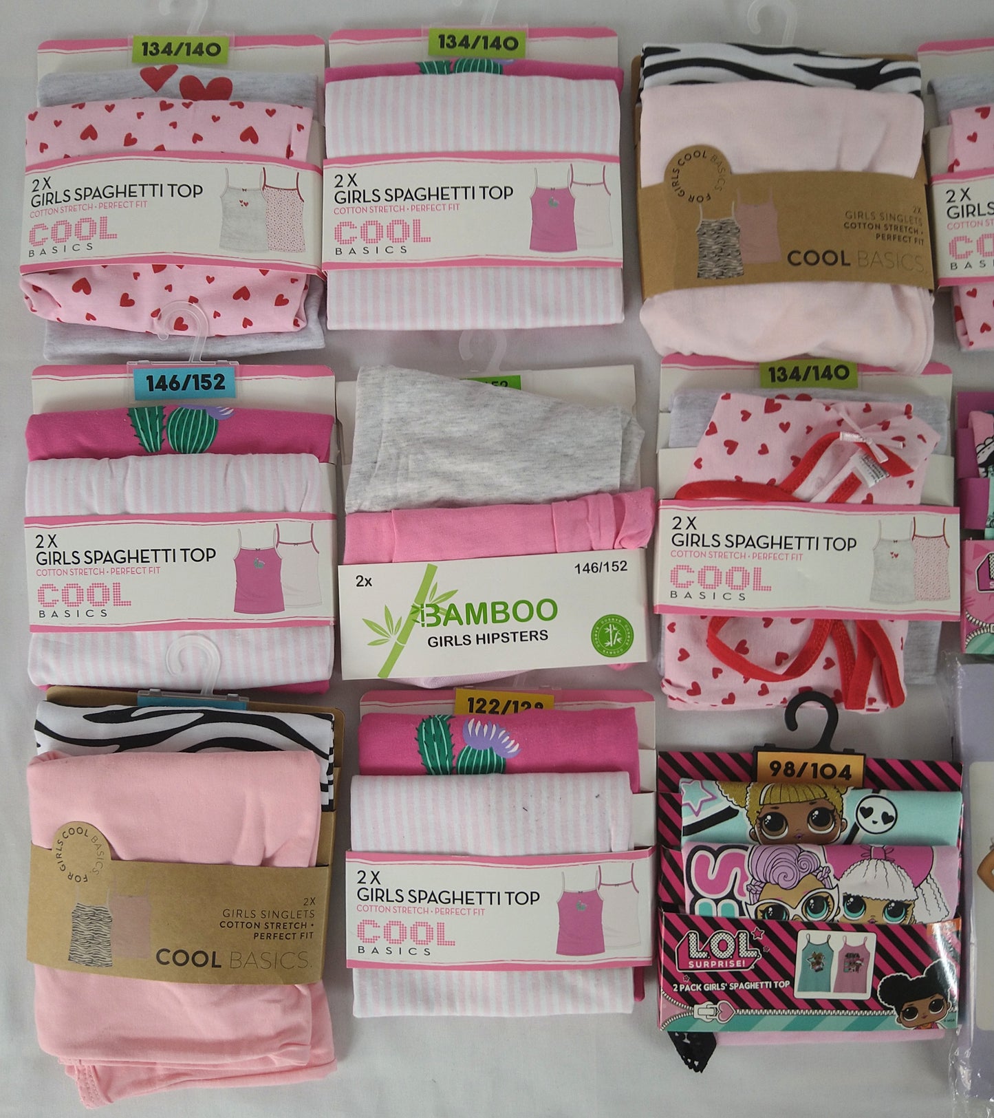 Lot de 18 Vêtements enfant / fille / garçon ( 1.38 euro / pcs )