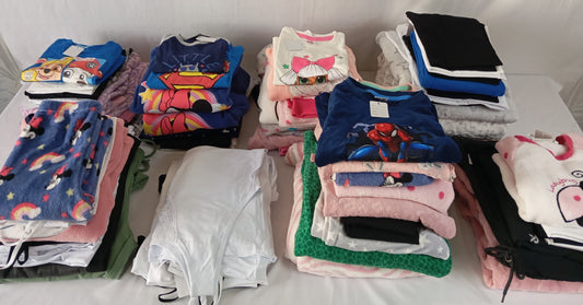 Lot de 80 Textiles adultes / Enfants