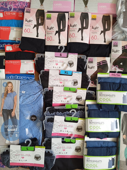 Lot de 90 Pieces Textiles homme / femme / enfant