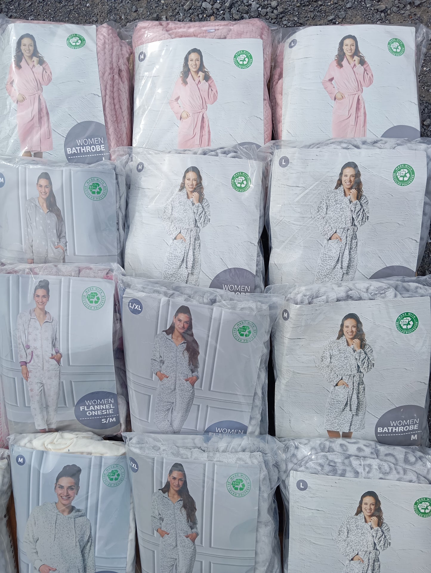 24 Vêtements femme Pull long / Peignoir / ensemble pyjama flanelle