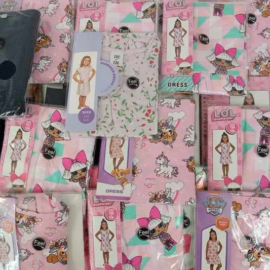 37 Robes Fille PAW PATROL / L.O.L SURPRISE
