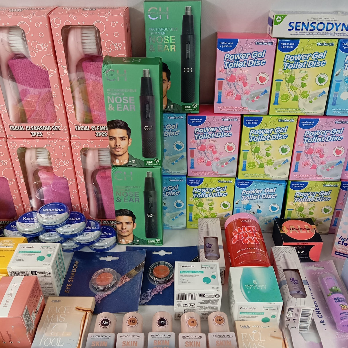 145 Articles de cosmétiques - hygiènes