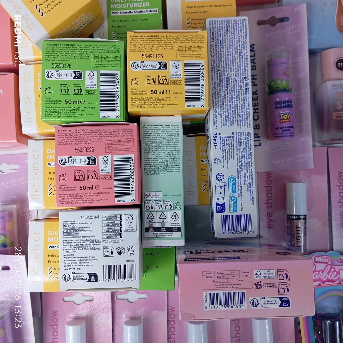145 Articles de cosmétiques - hygiènes