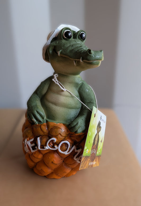 Lot de 15 Statues Crocodile  Welcome en polyrésine ( 1 euro / pcs )