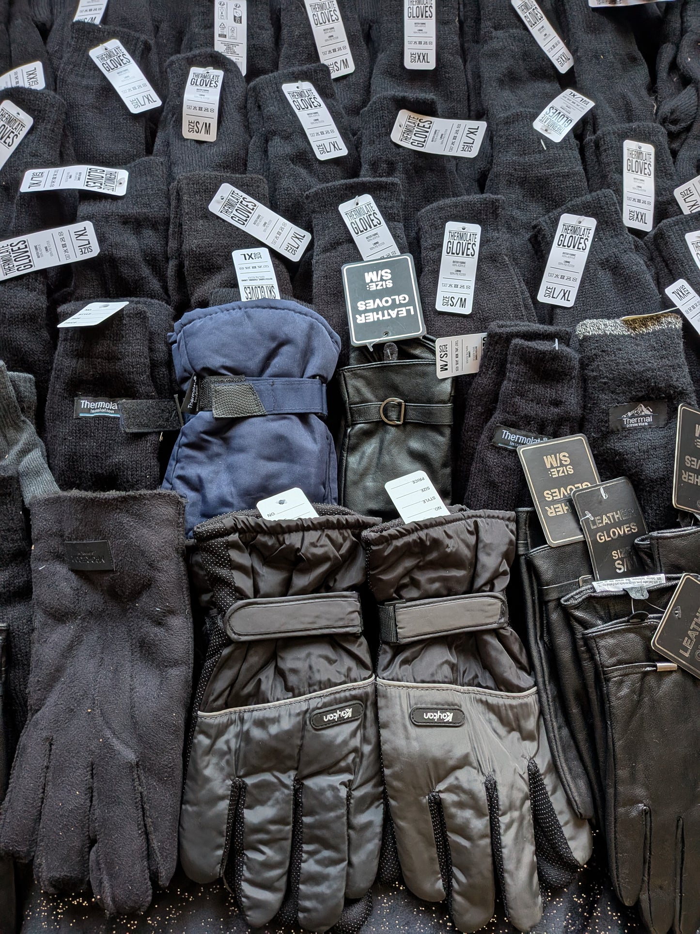 115 Paires de gants Mixte Laine / cuir / polaire