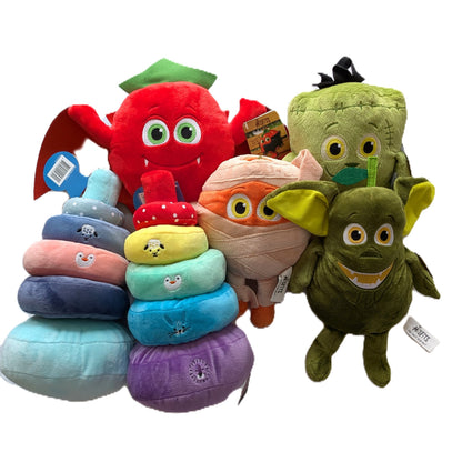 26 Peluches The Misfits environ 18 cm