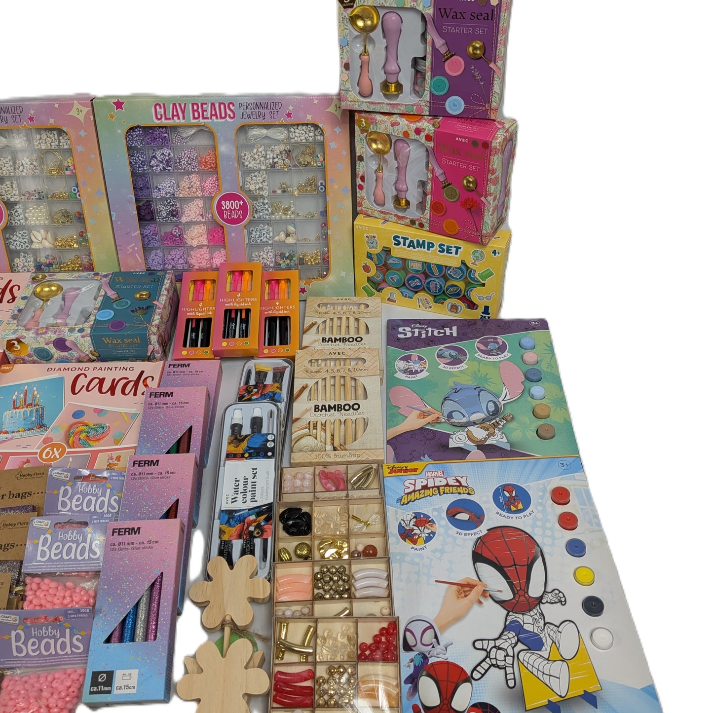 47 Articles Créations Loisirs Perles / Peintures / Modelage ..Disney