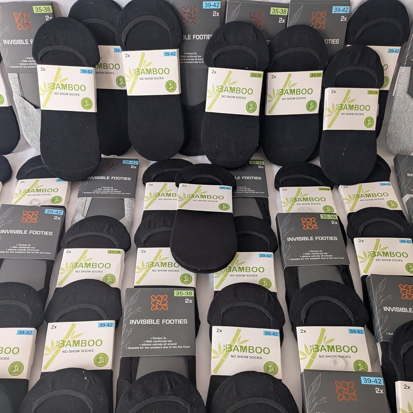 56 Paquets chaussettes basse adultes et enfants