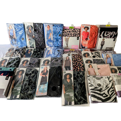 28 Vêtements femme haut- pyjama - robe...