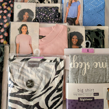 28 Vêtements femme haut- pyjama - robe...
