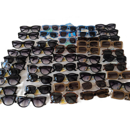 45 Paires de lunettes de Soleil enfant et adulte