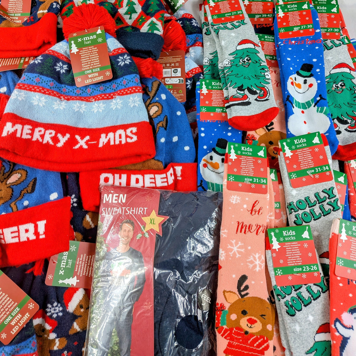 42 Pieces de Noel Bonnets Led et Chaussettes de Noel