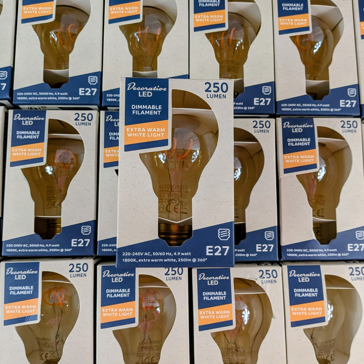 19 Ampoules LED E27 4,9 W 250 lm 1800 K à filament dimmable 15.000 hrs