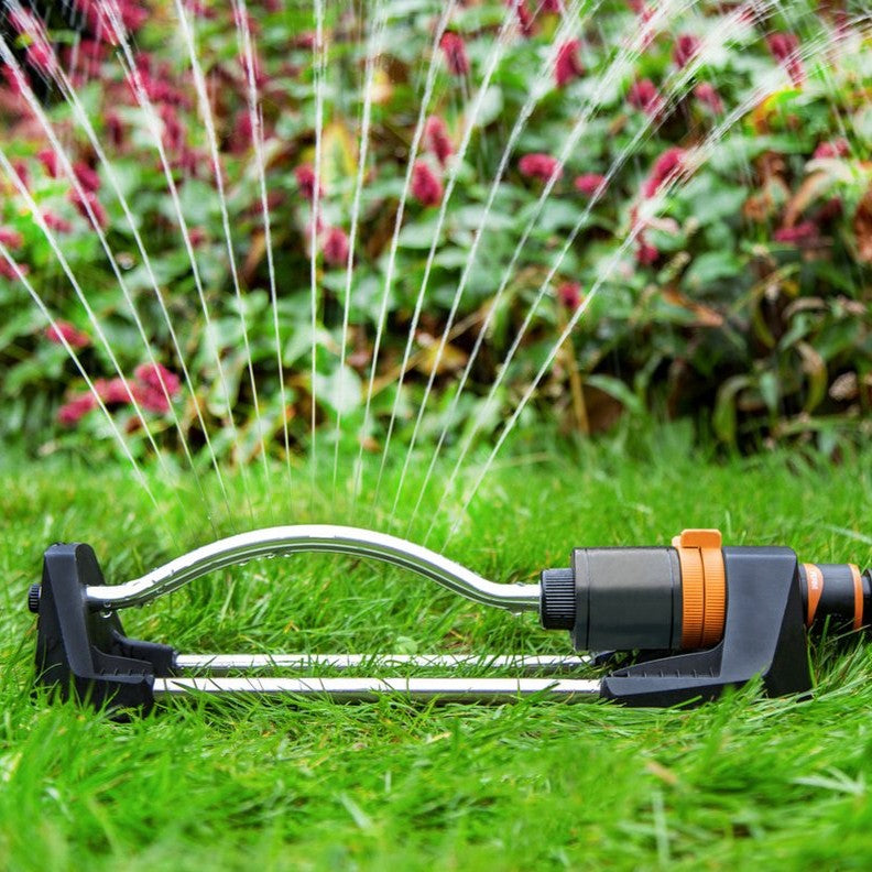 Arroseur oscillant Ferm  pour 90-236m² Orientable simple face ou double face Facile à raccorder.