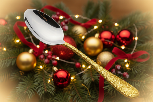 cuilliere a soupe avec juste le manche a pailette doré situation fete de noel