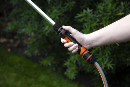 Douche de jardin et arroseur de jardin FERM 2 en 1