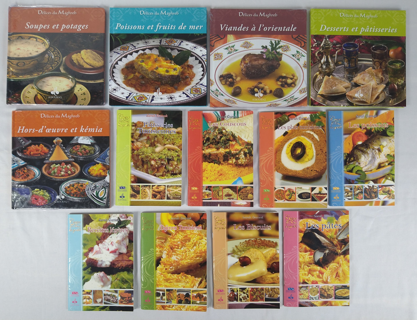 Lot de 13 livres de recettes de cuisine ( 0.46 e /pcs )